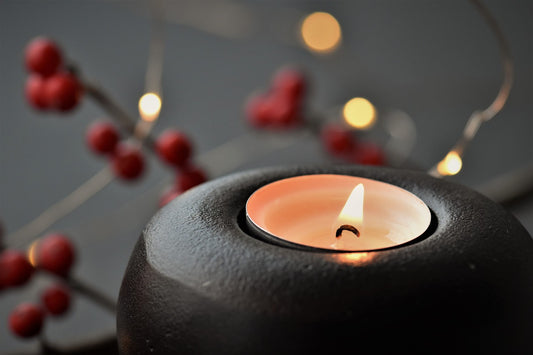 Ignite Your Senses: The Science Behind Mood-Enhancing Candle Fragrances